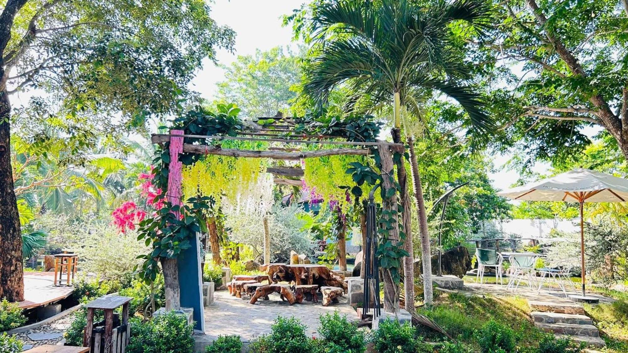 Ho Coc Park & Resort Xa Nhu Lam Exteriör bild